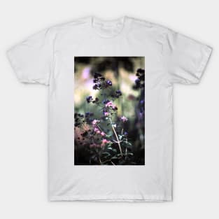 Blooming oregano T-Shirt